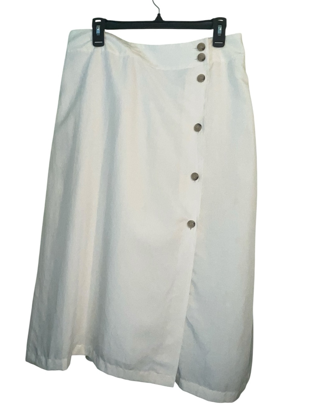 Chelsea28 Linen blend side button front midi skirt. SZ large? See measurements. - Picture 4 of 10